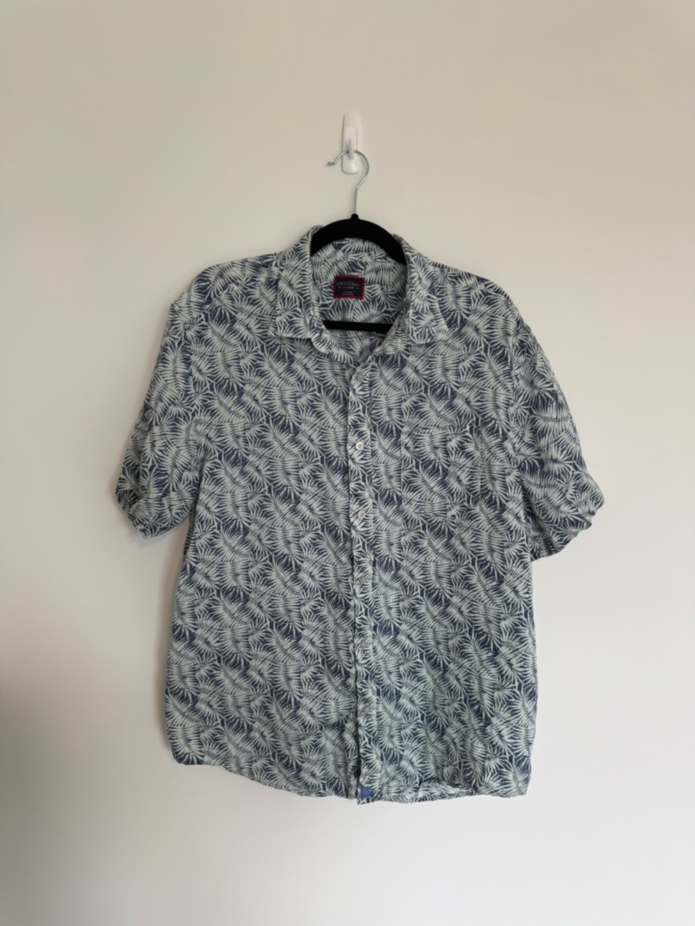 UNTUCKit Men's Short Sleeve Linen Button-Up Shirt